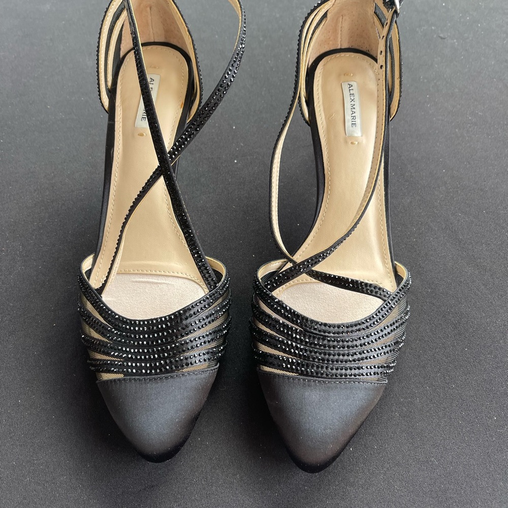 Alex Marie Black Heels with Elegant Design